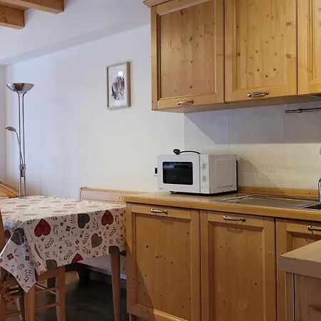 Royal - Check-in At Garni Royal Apartment